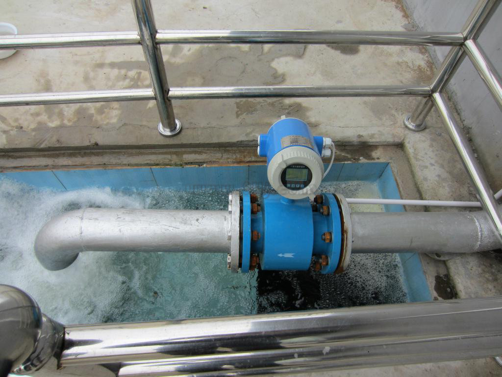 <a href='http://m.china-riffle.com/' target='_blank'>電磁流量計(jì)</a>